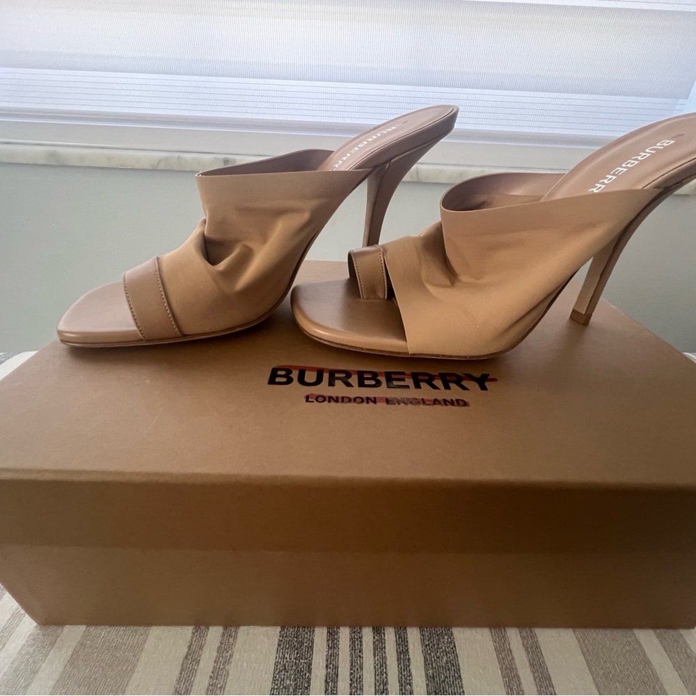 Burberry Tallia Stretch Toe-Ring Mule Sandals Dark Biscuit